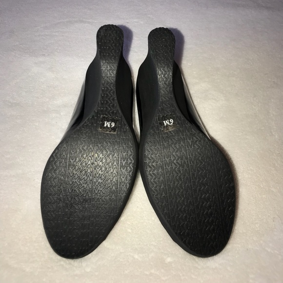 Michael Kors shoes - Picture 7 of 7